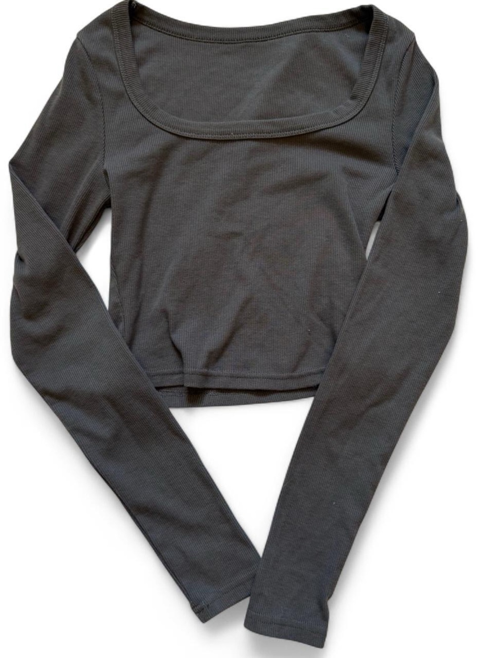 Women's Scoop Neck Long Sleeve Crop Top - Charcoal